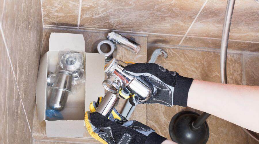 Professional residential roofers in Maple City, MI